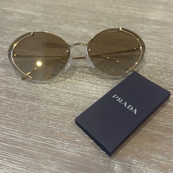 Prada ultravox sunglasses brand new with case - Picture 1 of 3